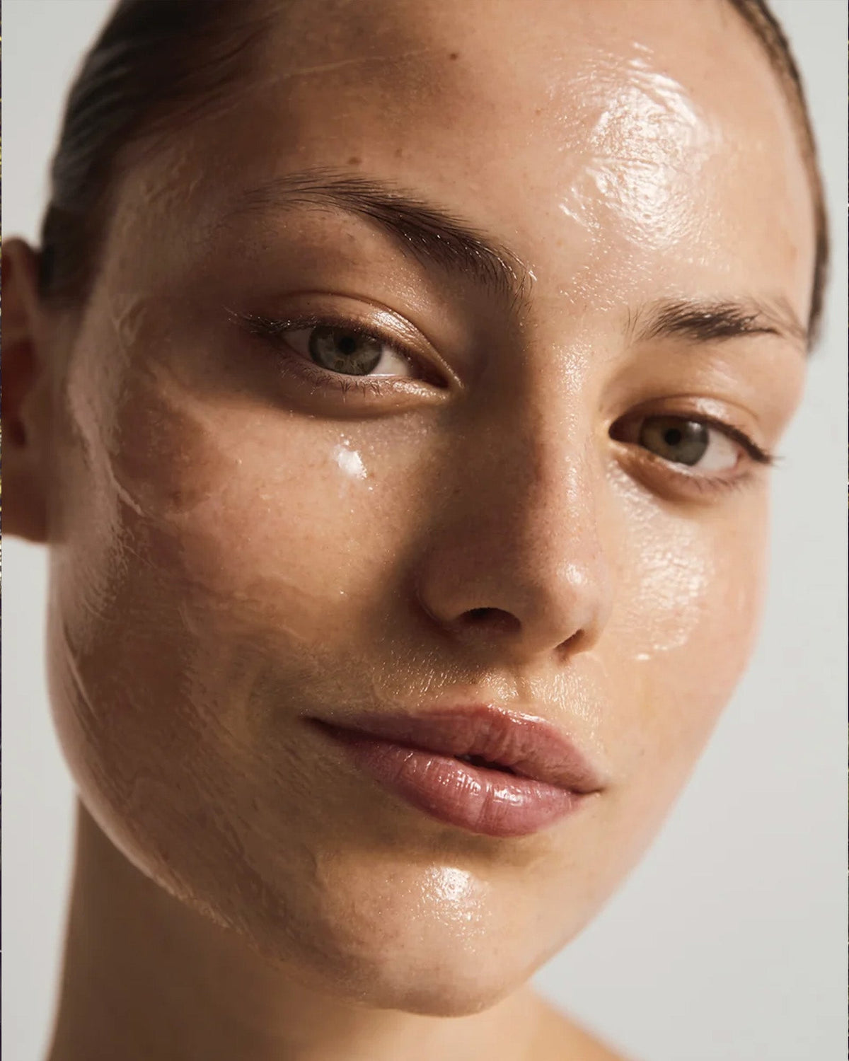 How stress affects your skin and how to avoid it